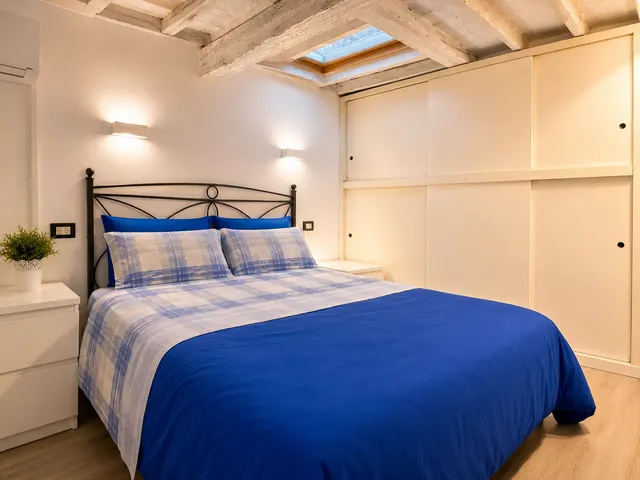 Camera con letto matrimoniale